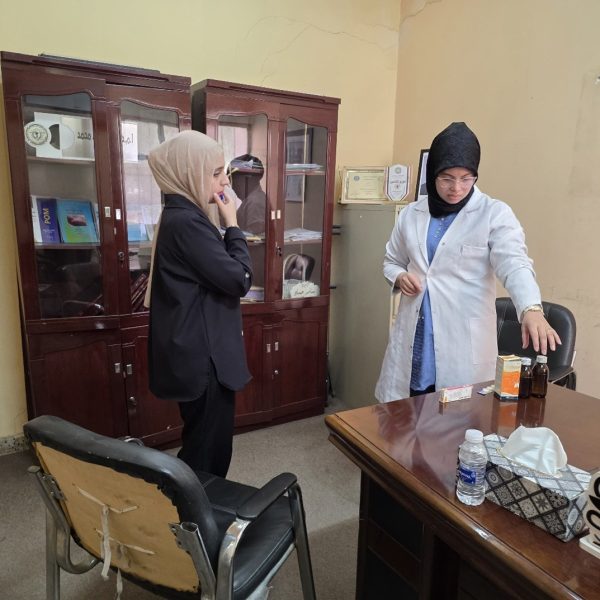 طلبة المرحلة الثالثة (فارم دي) يؤدون اختبار المهارات السريرية (18)