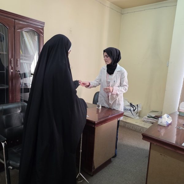 طلبة المرحلة الثالثة (فارم دي) يؤدون اختبار المهارات السريرية (20)