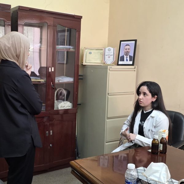 طلبة المرحلة الثالثة (فارم دي) يؤدون اختبار المهارات السريرية (22)