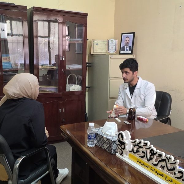 طلبة المرحلة الثالثة (فارم دي) يؤدون اختبار المهارات السريرية (4)