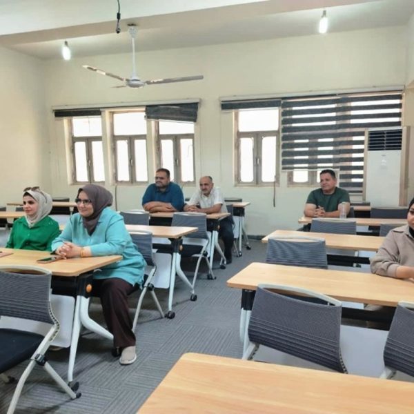 من مقاعد الدراسة إلى المختبر قصص نجاح نساء في الصيدلة ورشة تدريبية (4)
